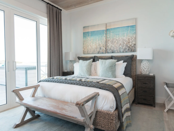 Luxurious Beachfront Villa in Little Exuma - 4-Bedroom Getaway